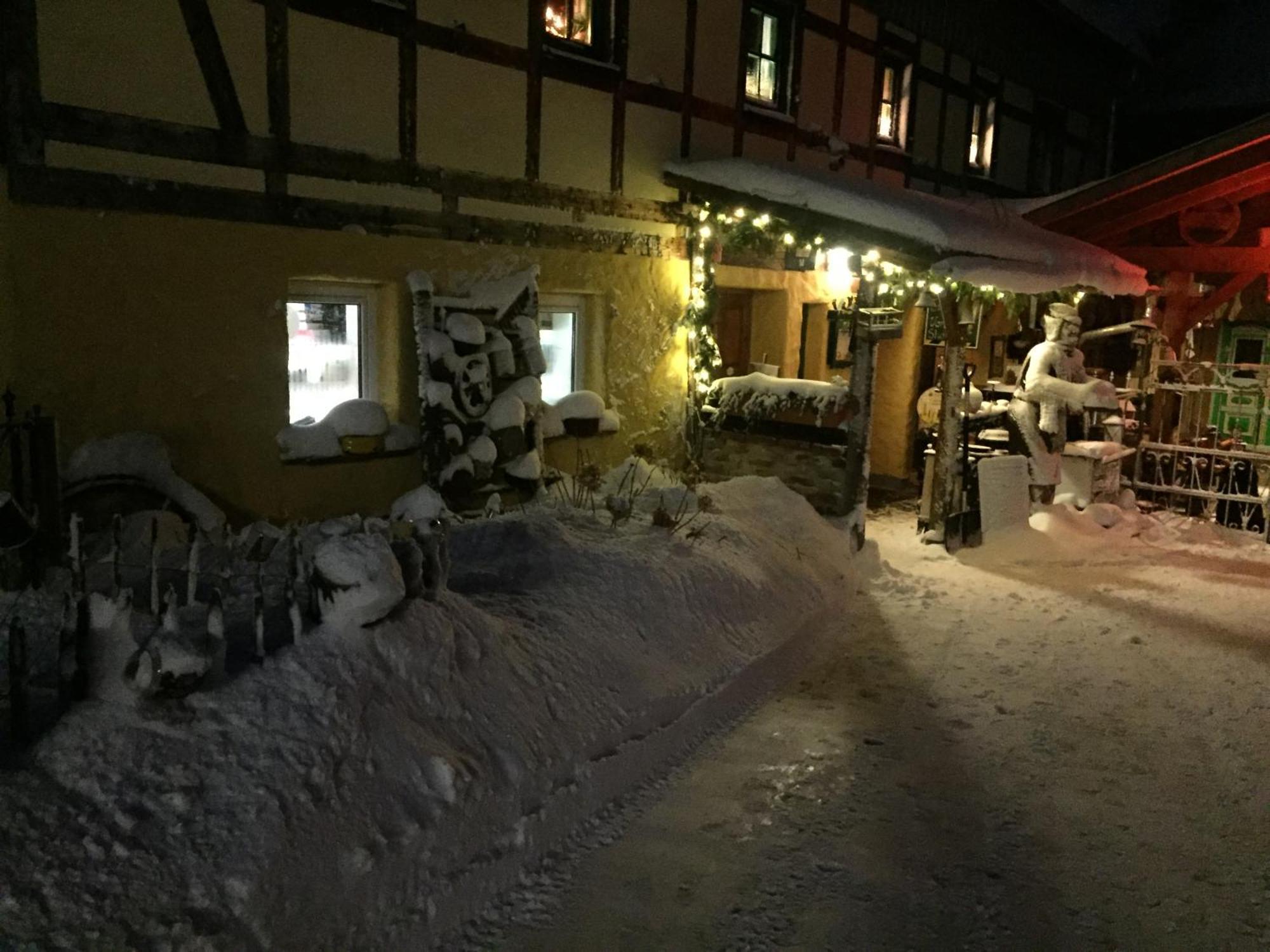 Hotel Olbernhau Mit Sauna - Kleines Landhotel Zur Ofenschenke Eksteriør bilde