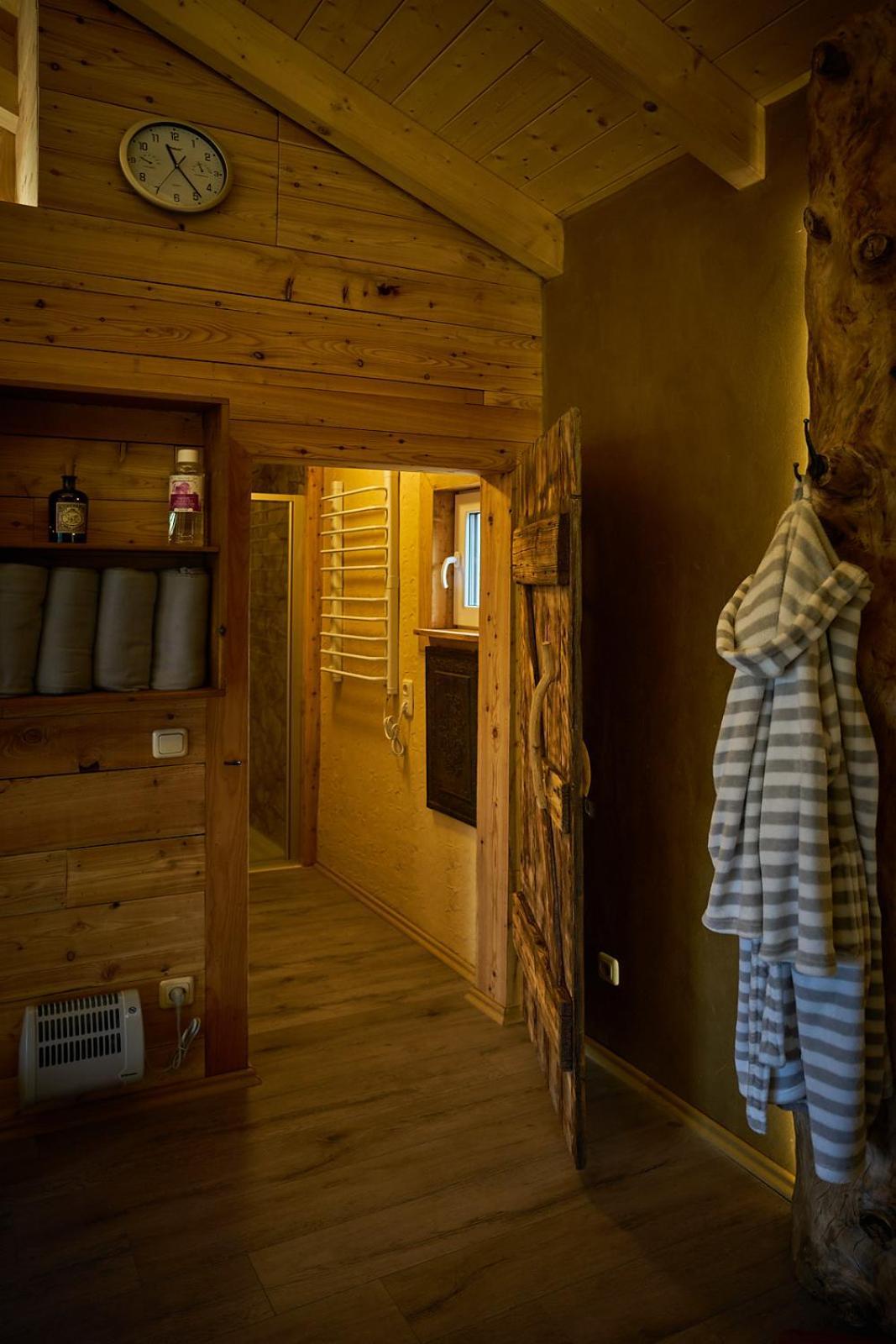 Hotel Olbernhau Mit Sauna - Kleines Landhotel Zur Ofenschenke Eksteriør bilde