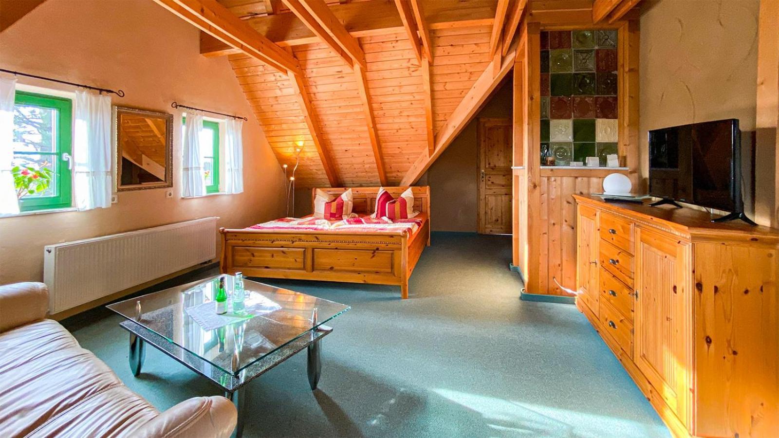 Hotel Olbernhau Mit Sauna - Kleines Landhotel Zur Ofenschenke Eksteriør bilde